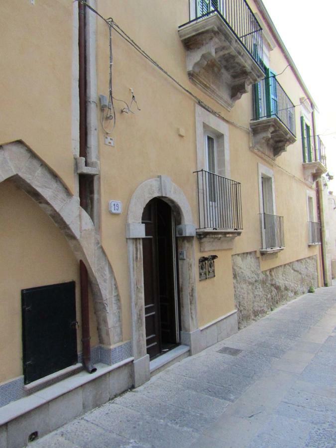 Itinerario Barocco Apartment Ragusa Ibla - Eleganza E Comfort Nel Cuore Del Barocco Siciliano Extérieur photo